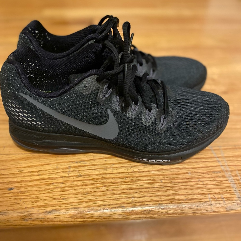 Nike Women Zoom All Out Low Running Sneakers size 9.5